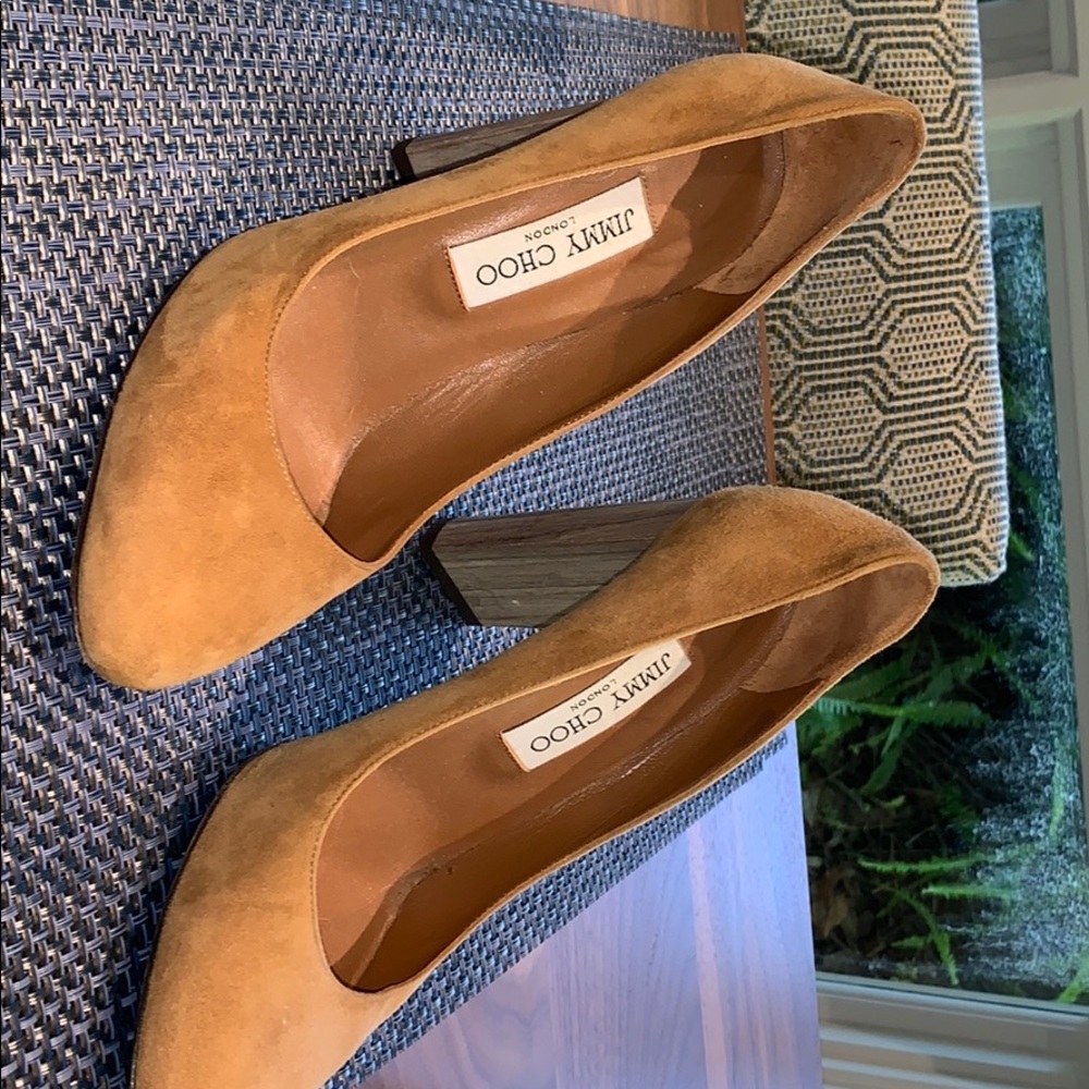 Jimmy Choo’s suede pumps